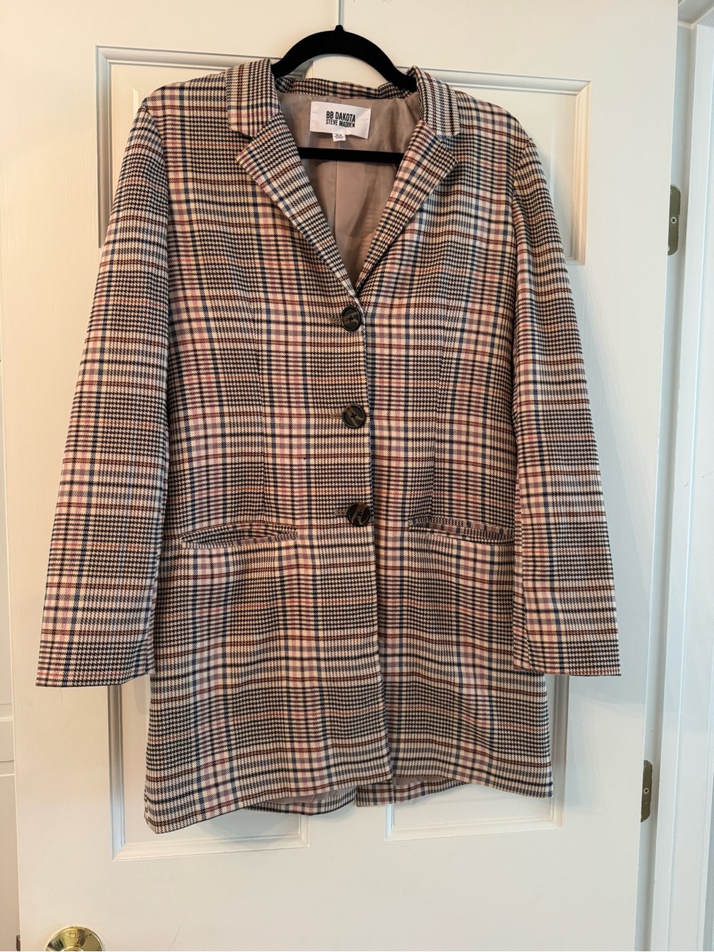 BB Dakota Plaid Single-Breasted Blazer in Tan, Brown and Cream